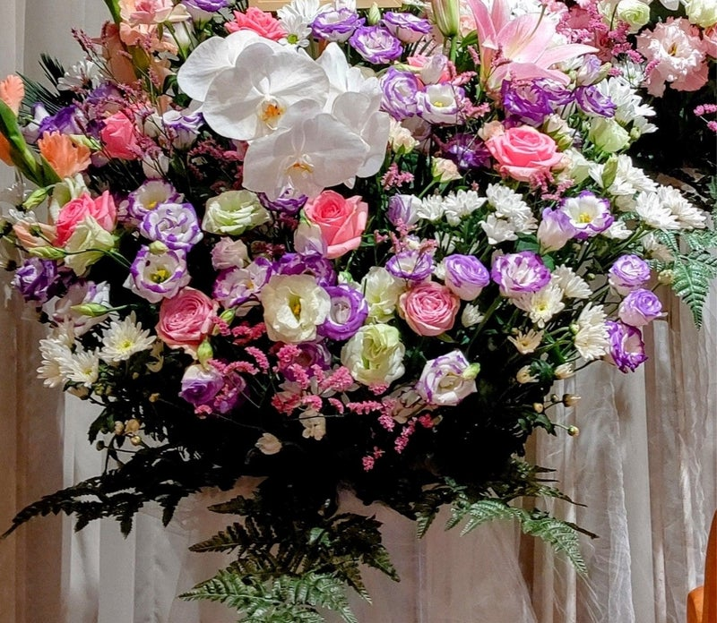 埼玉県川越市葬儀社セレモニーサロン　生花祭壇・生花アレンジ