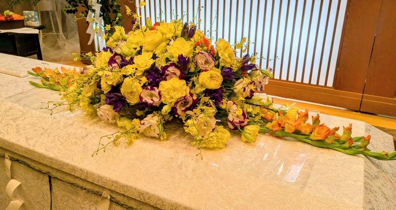 【埼玉県川越市葬儀セレモニーサロン】生花祭壇・生花アレンジ
