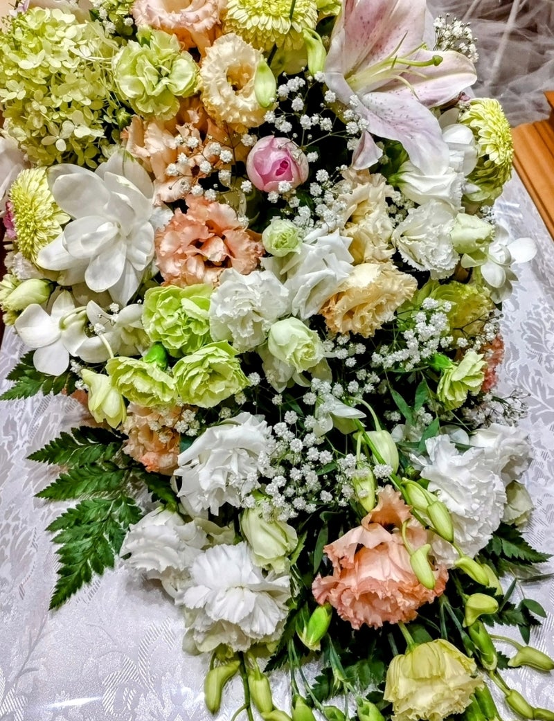 【埼玉県川越市葬儀セレモニーサロン】生花祭壇・生花アレンジ