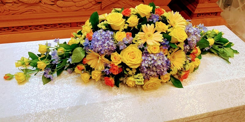 【埼玉県川越市葬儀セレモニーサロン】生花祭壇・生花アレンジ