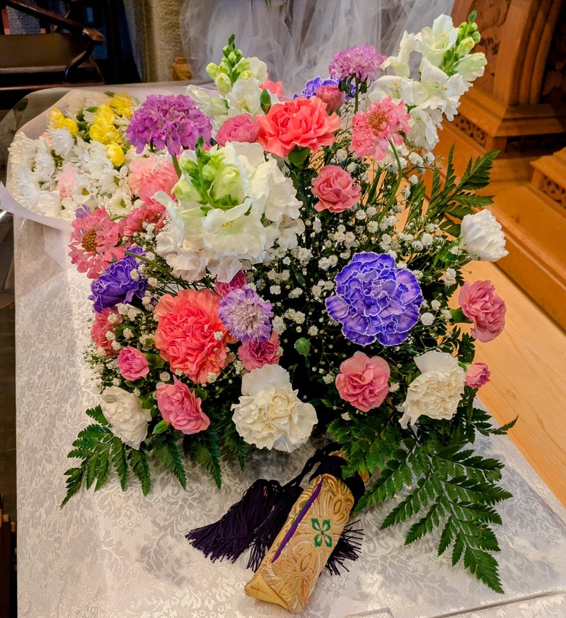 【埼玉県川越市葬儀セレモニーサロン】生花祭壇・生花アレンジ