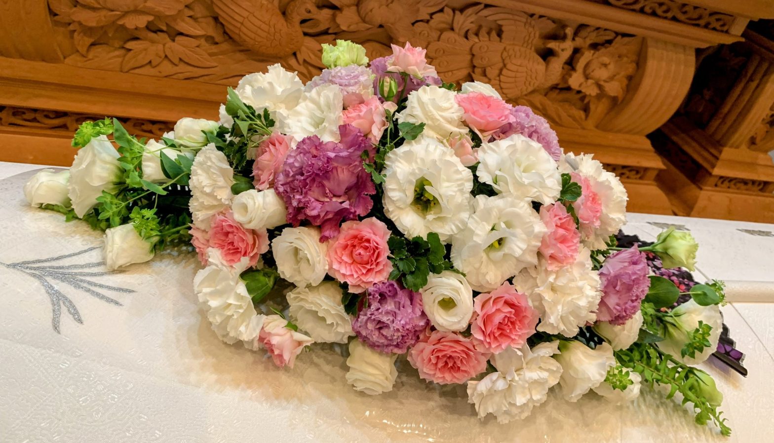 【埼玉県川越市葬儀セレモニーサロン】生花祭壇・生花アレンジ